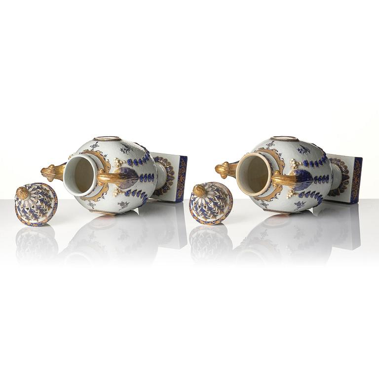 A pair of 'Marieberg' potpourri jars with covers, Qing dynasty, 18th century.