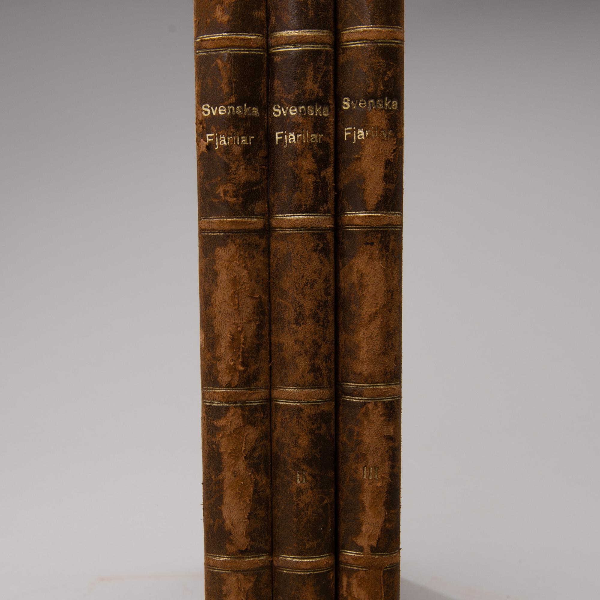 BOOKS "Svenska fjärilar", vol I-III, F. Nordström, E. Wahlgren et al., Nordisk Familjebok, Stockholm.