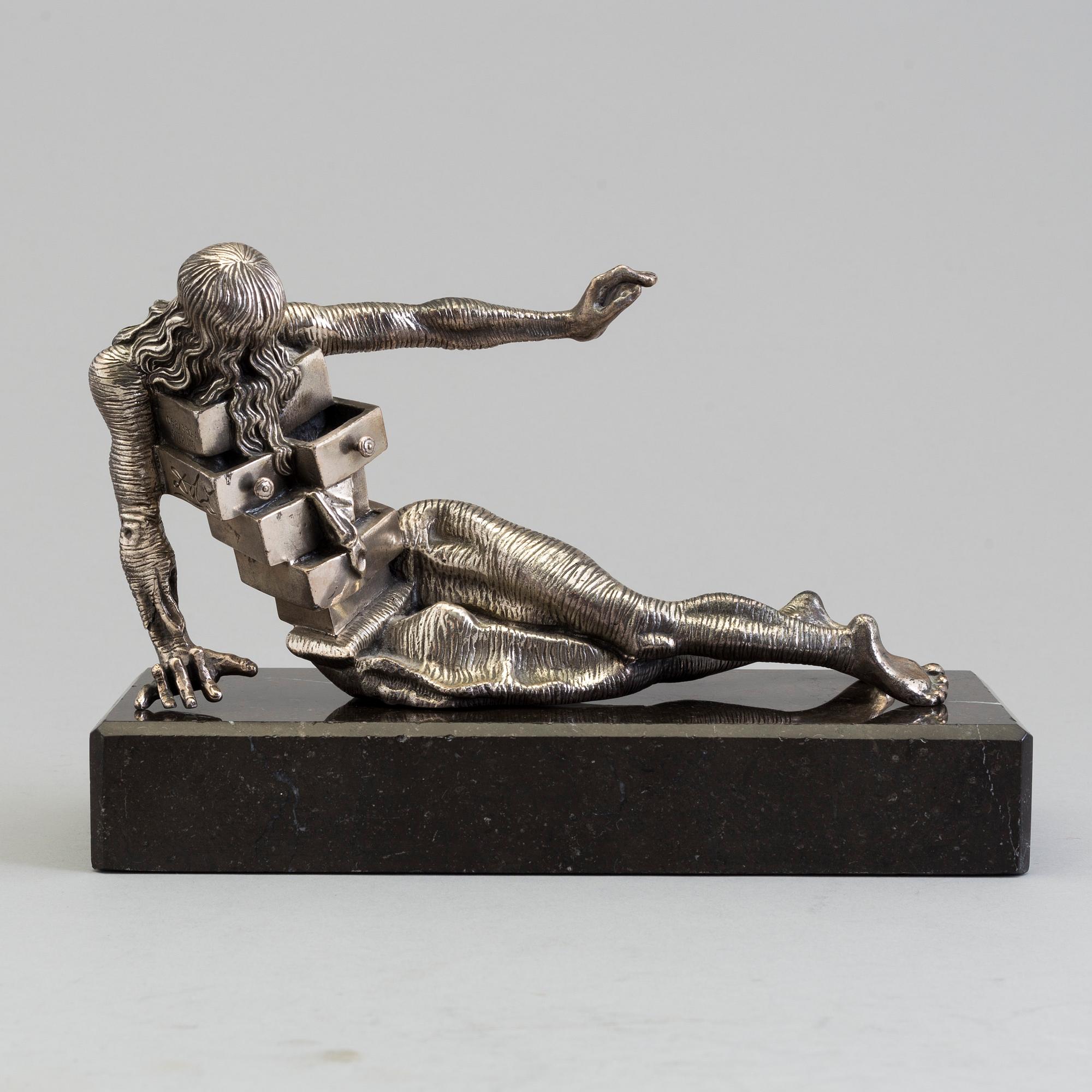 SALVADOR DALÍ, sterling silver, 1982, signed Dali and numbered 068/330-A. Founders marks Foneria Mirbosa, Barcelona.
