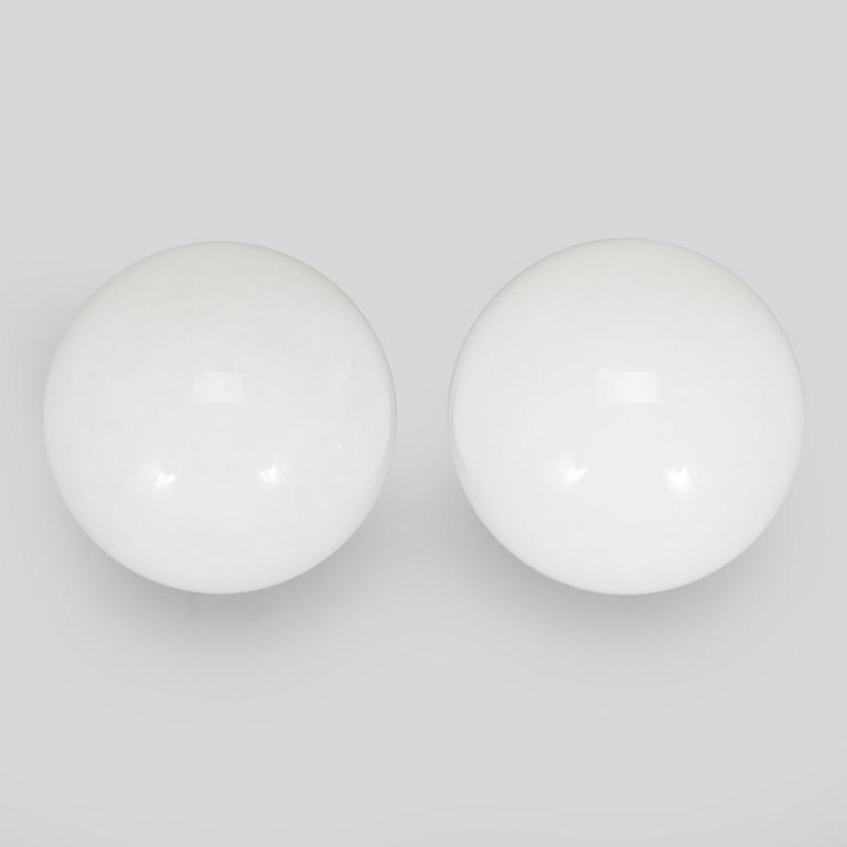 Paavo Tynell, A set of two 1930s '2009' ceiling lights for Taito.