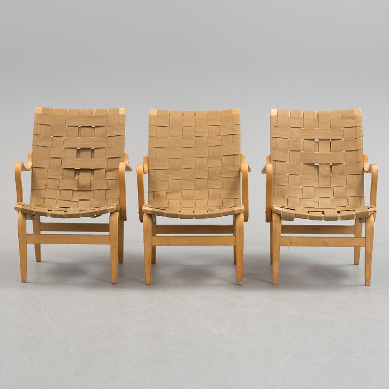 BRUNO MATHSSON, a pair of beech 'Eva' easy chairs from Firma Karl Mathsson, Värnamo, 1968.