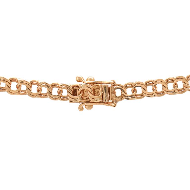 An 18K gold Bismarck necklace.