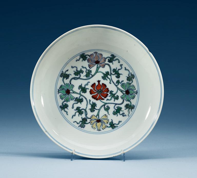 A wucai dish, Qing dynasty with Chenghuas six character mark.