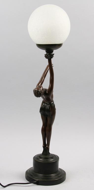 BORDSARMATUR, konstmassa, Art Deco-stil, sent 1900-tal.