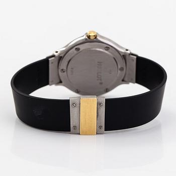 Hublot, MDM, wristwatch, 28 mm.
