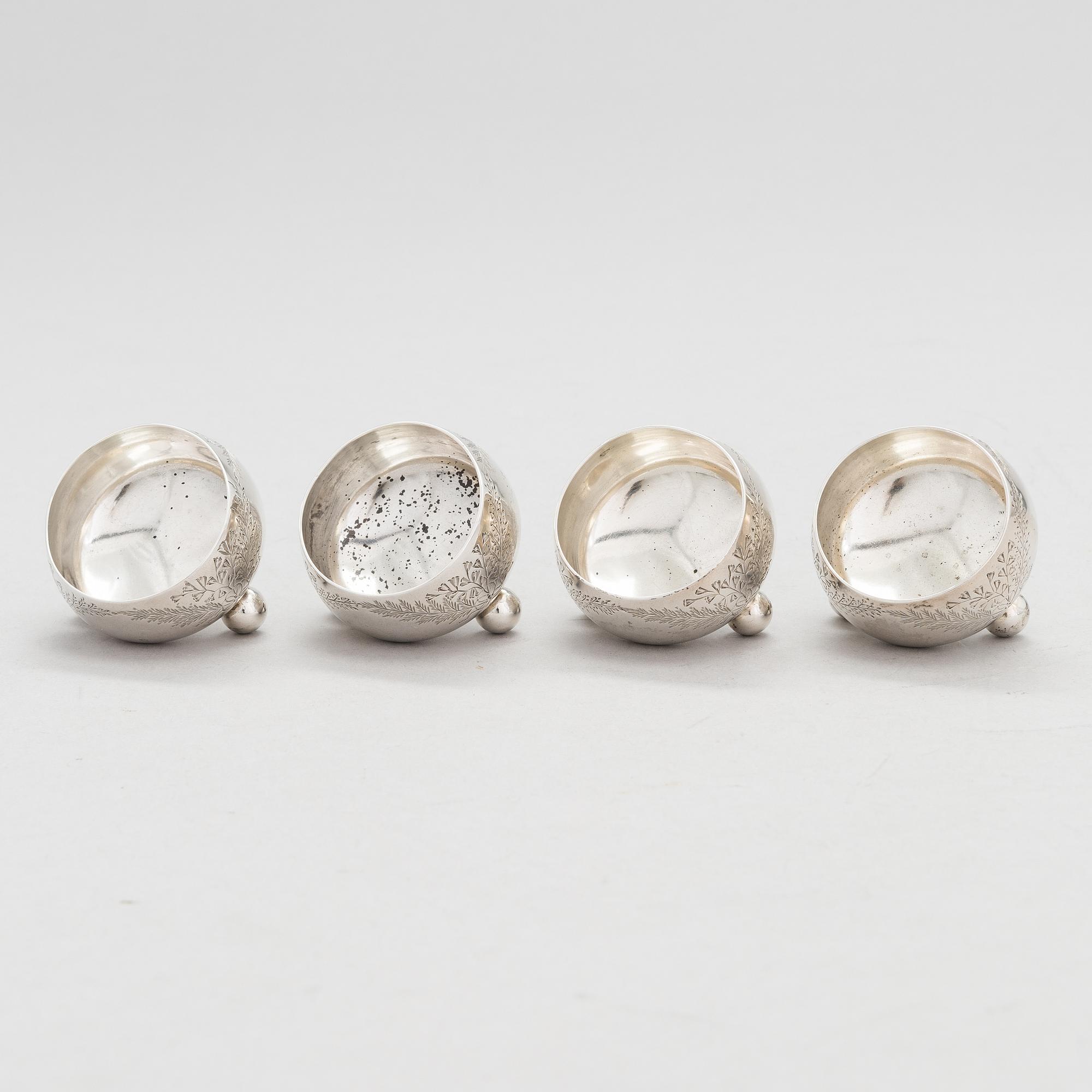 SALTKARSSET för fyra, sterling silver, London 1883.