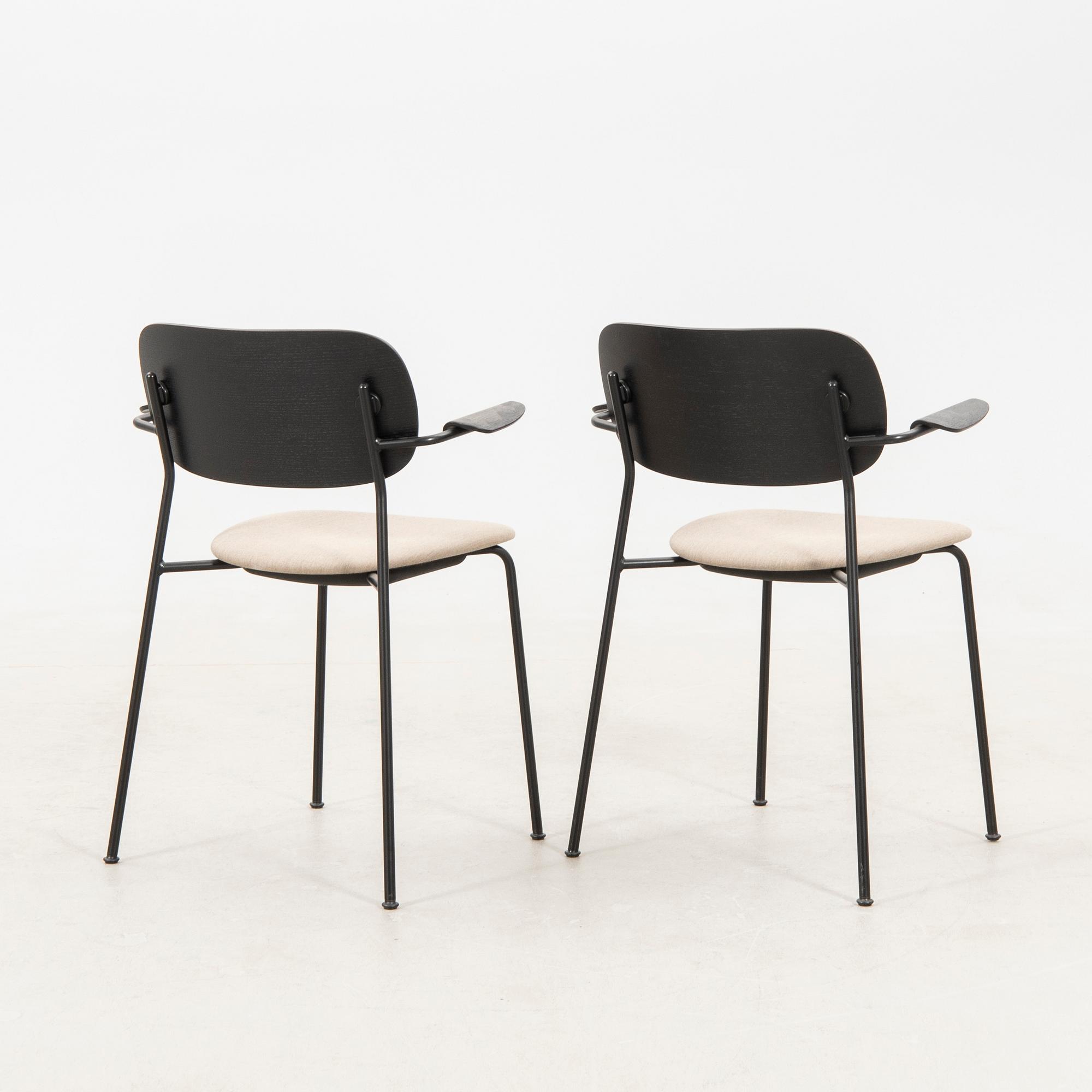 Norm Architects karmstolar 3 st "Menu Co" före Audo Copenhagen samtida.