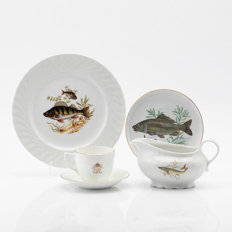 Fish service parts 19 pieces, Seizmann Weiden etc., later part of the 20th century.