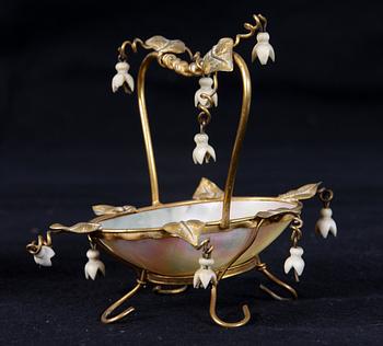 FICKUR, märkt Omega samt SKÅL, 1900-tal.