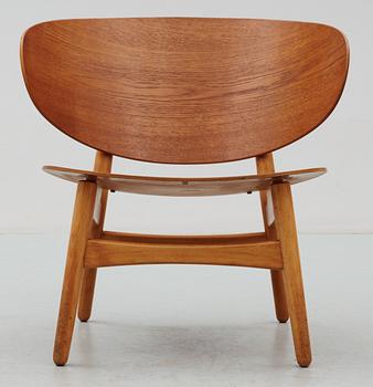 A Hans J. Wegner teak and beechwood Shell' chair, Fritz Hansen, Denmark 1950's.