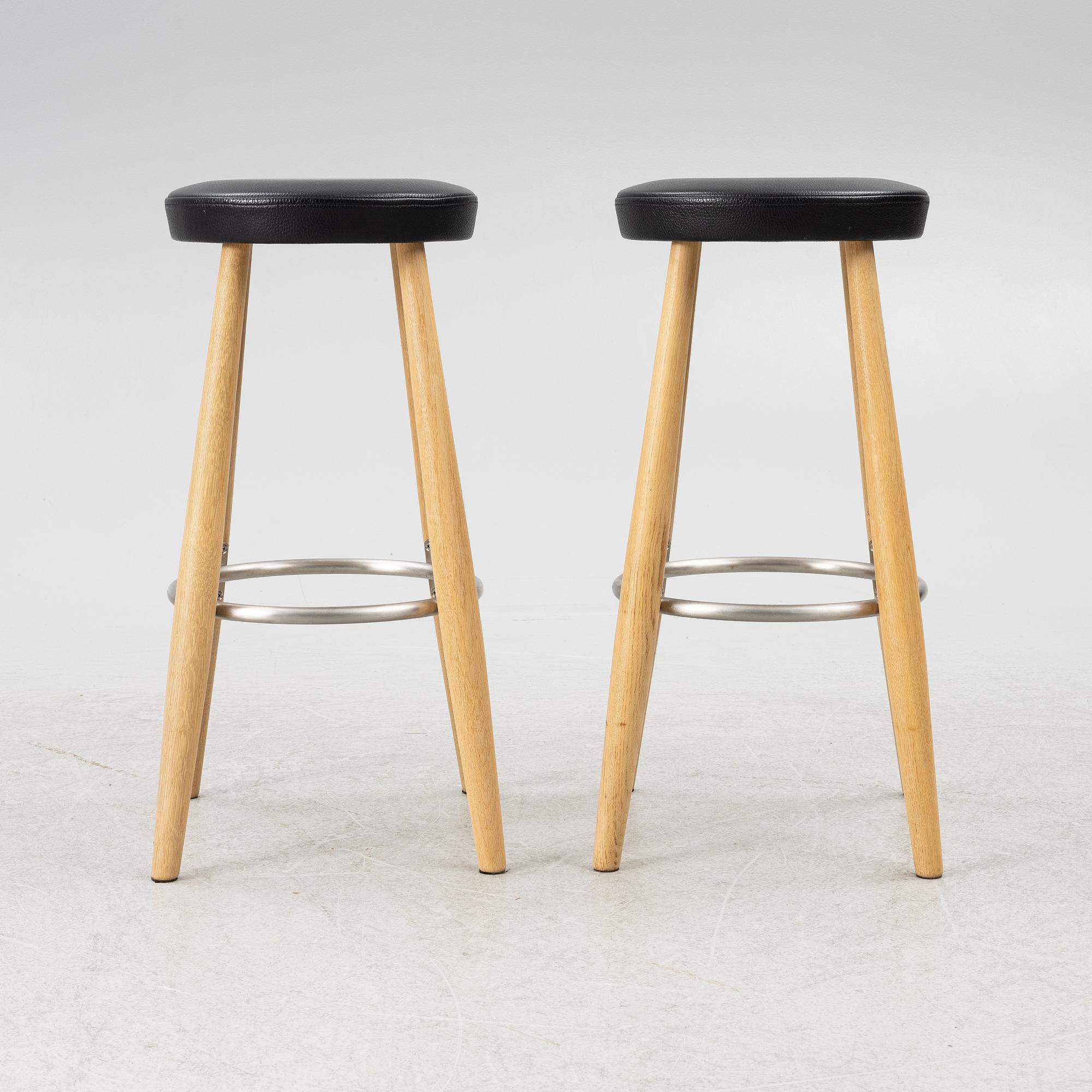 Hans J Wegner, bar stools, a pair, Carl Hansen & Son. CH 56.