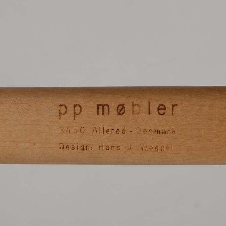 KARMSTOLAR, 4 st, pp 201/203, Hans J Wegner för PP Möbler, Alleröd, Danmark. Formgiven 1969.