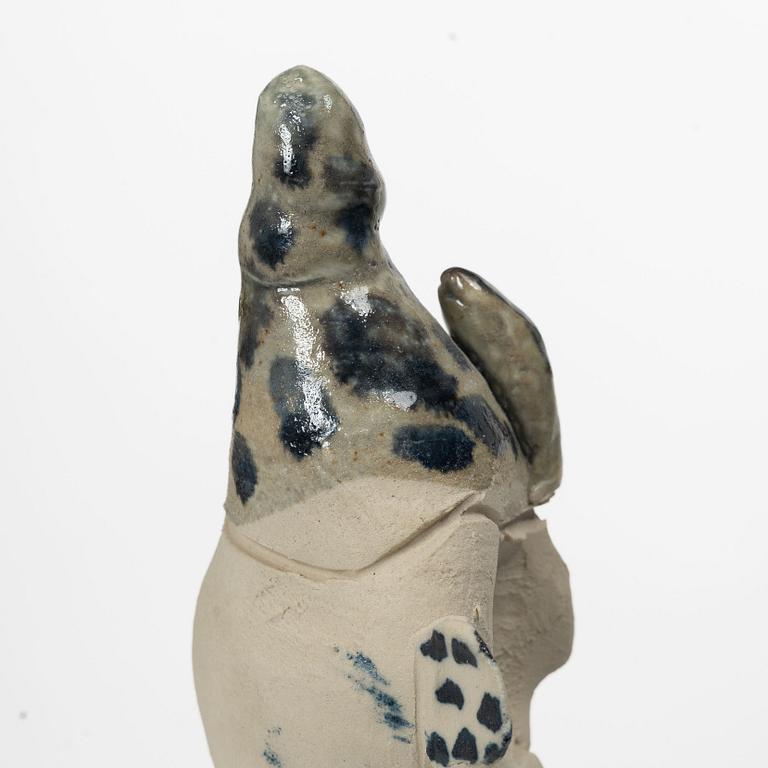 Ulrica Hydman-Vallien, Skulptur, lergods, egen ateljé.
