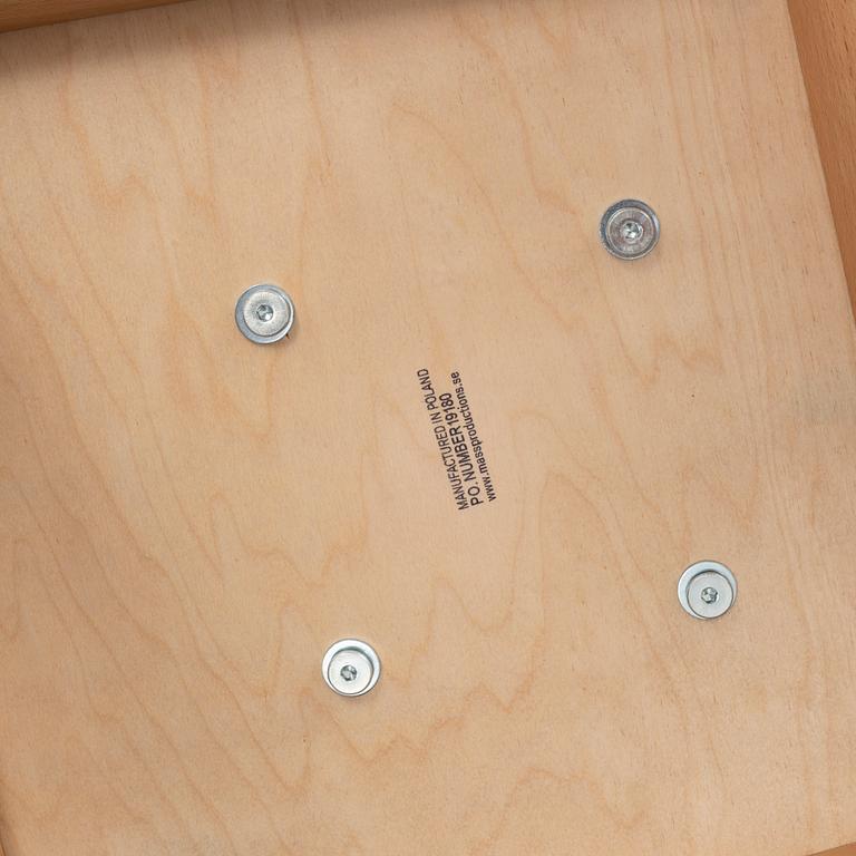Chris Martin, stol, "Serif Chair", Massproductions, samtida.