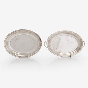 Karott med lock, försilvrad, England, 1900-talets första hälft.