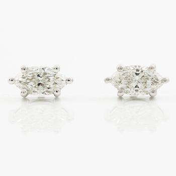 Örhängen, ett par, 18K vitguld med markisslipade diamanter, totalt 1.02 ct. Medföljande GIA dossier.