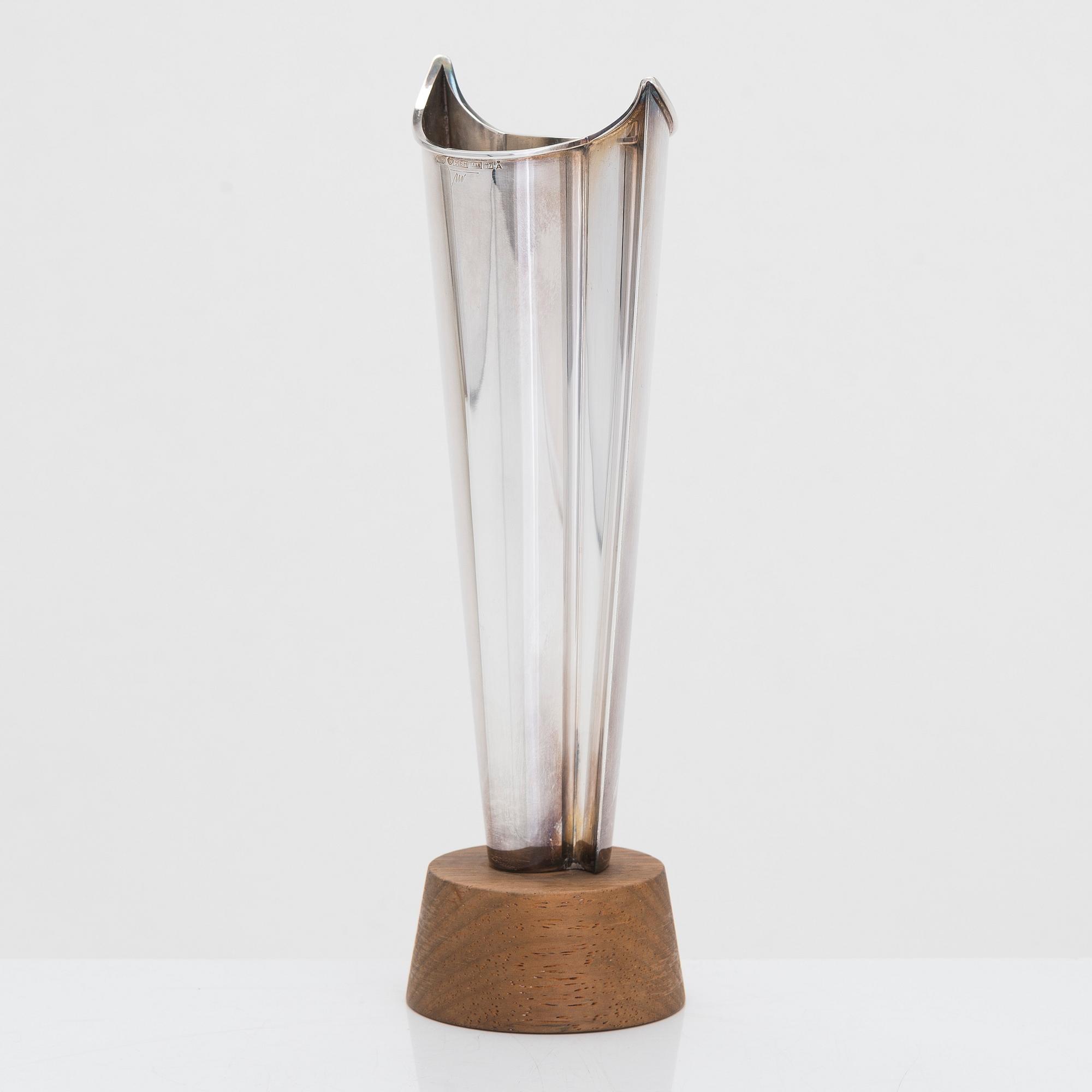 Tapio Wirkkala, vas, silver, "Liekki" (Flamma), Kultakeskus, Tavastehus 1965.
