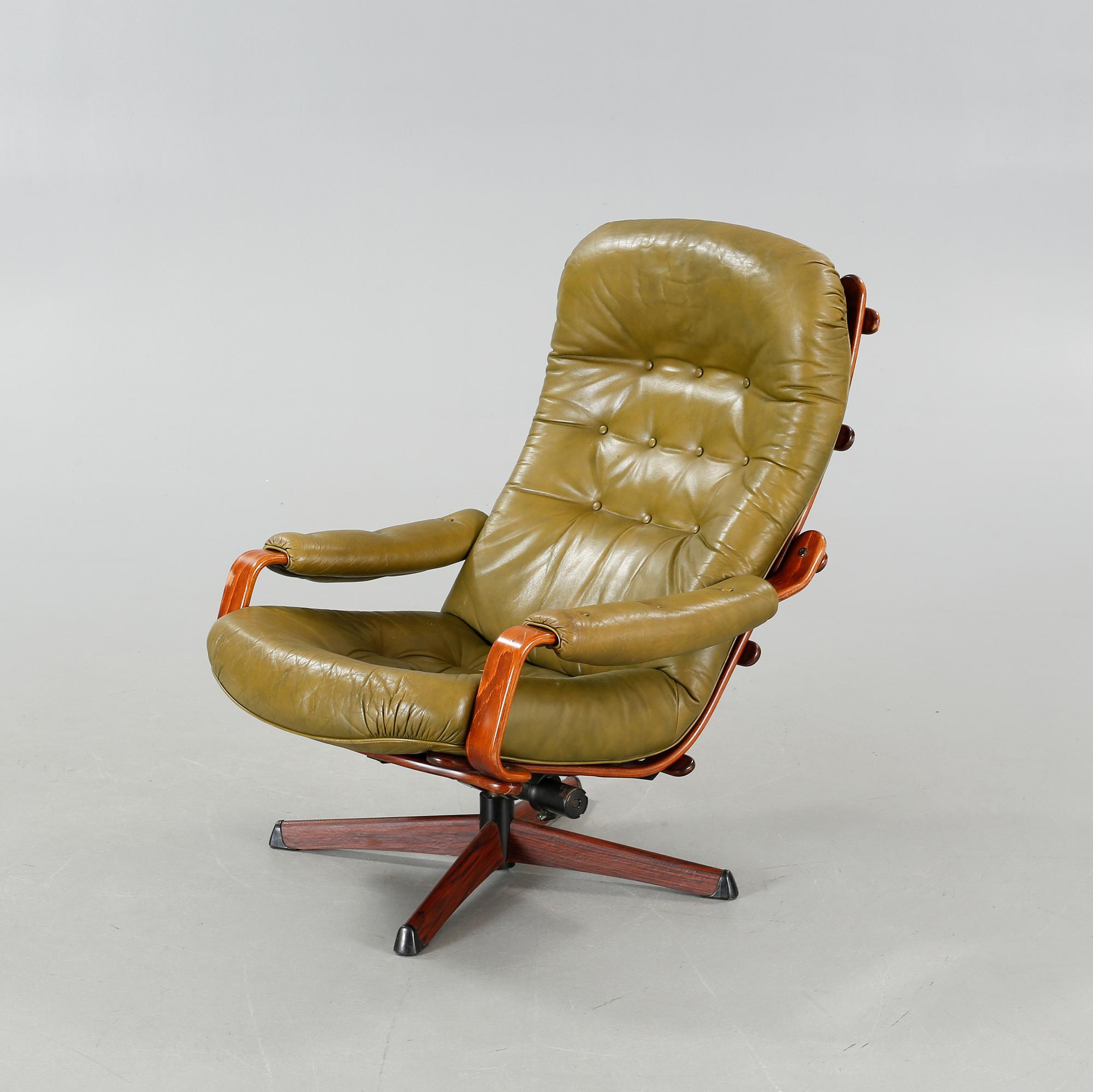 One 1970-/80´s lounge chair called "Gondol", G-design for Göte-Möbler in.