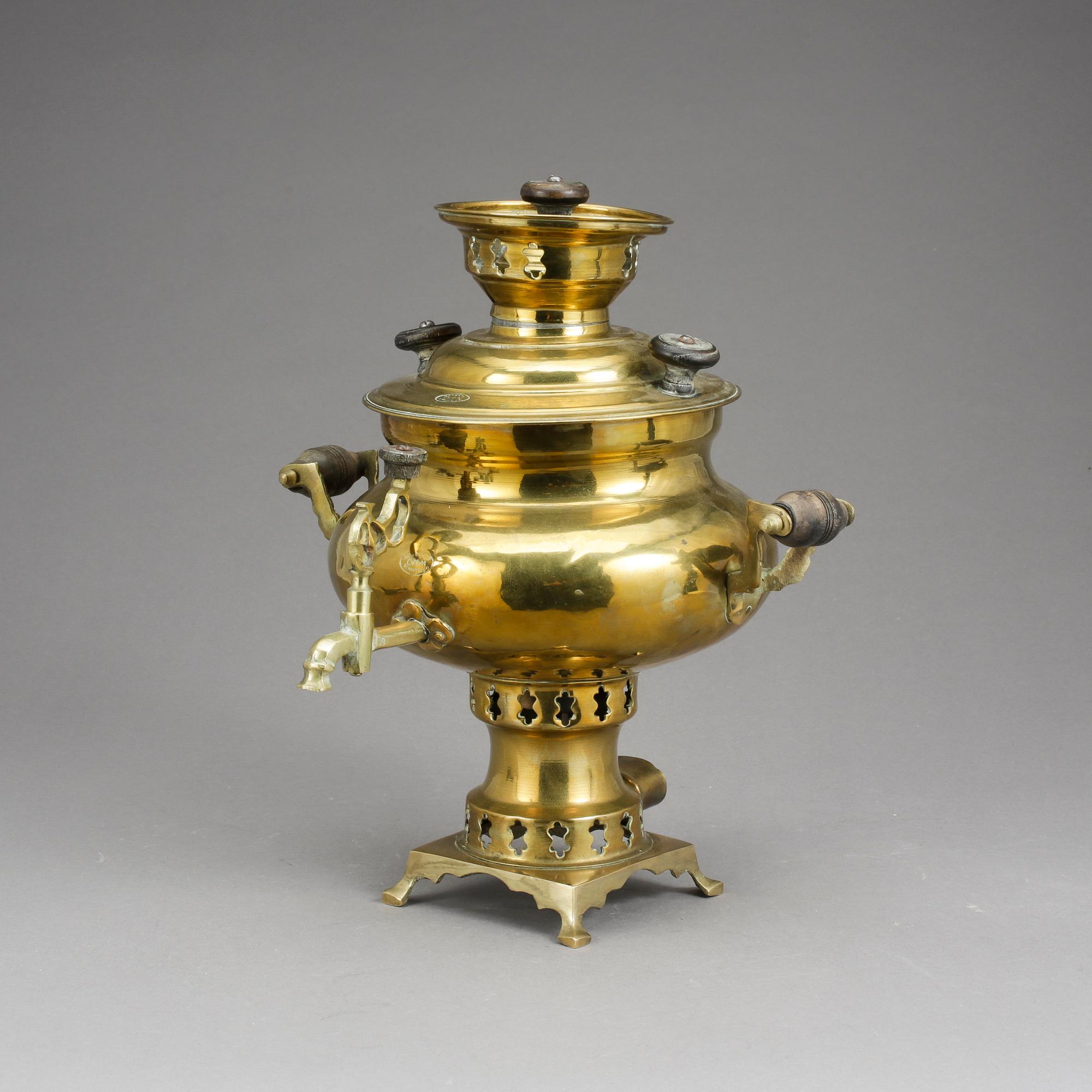 SAMOVAR, mässing, märkt Özen, 1900-tal.