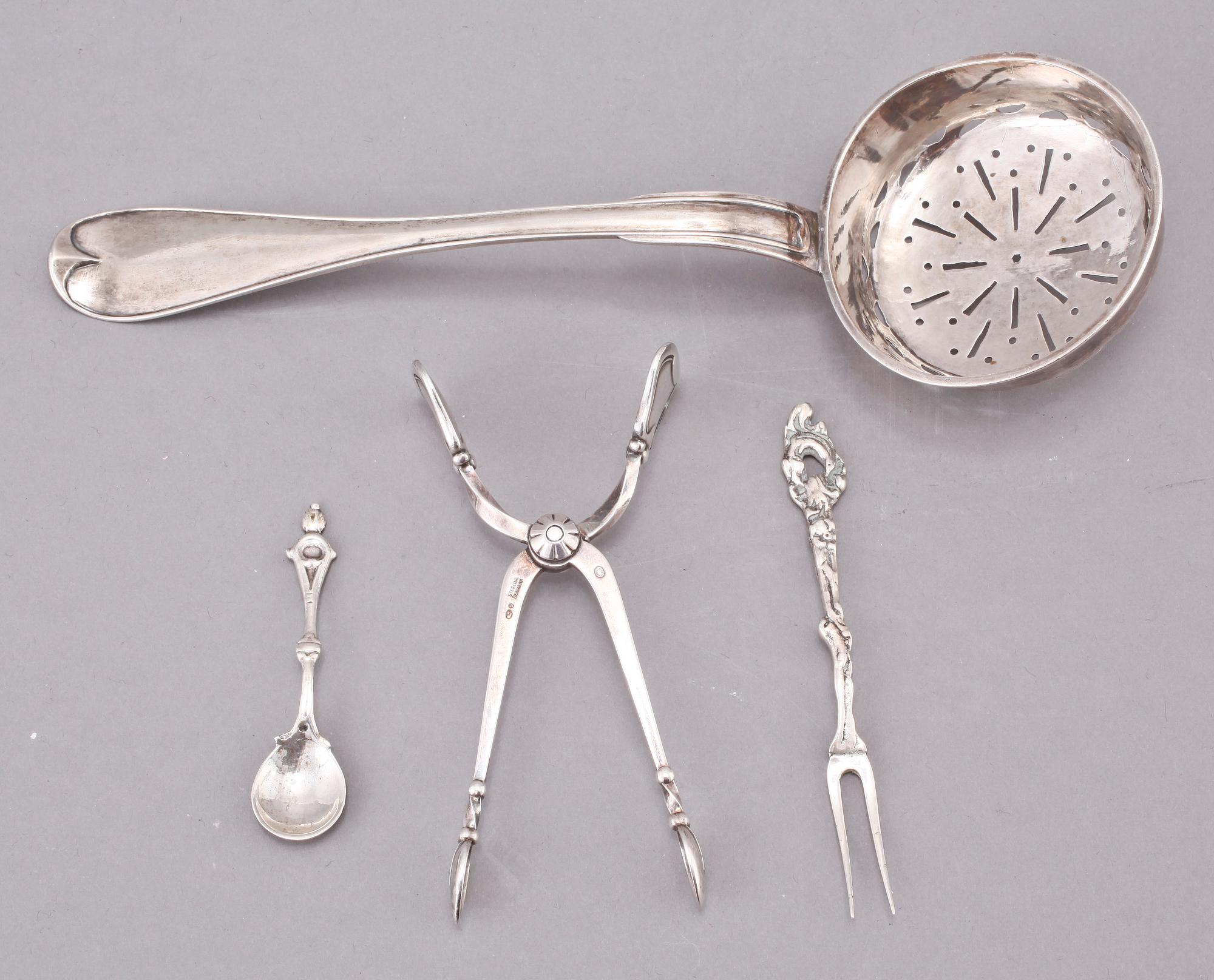 PARTI SILVERBESTICK, 4 st, silver, bl a Georg Jensen, 1900-tal. Vikt 110 gram.