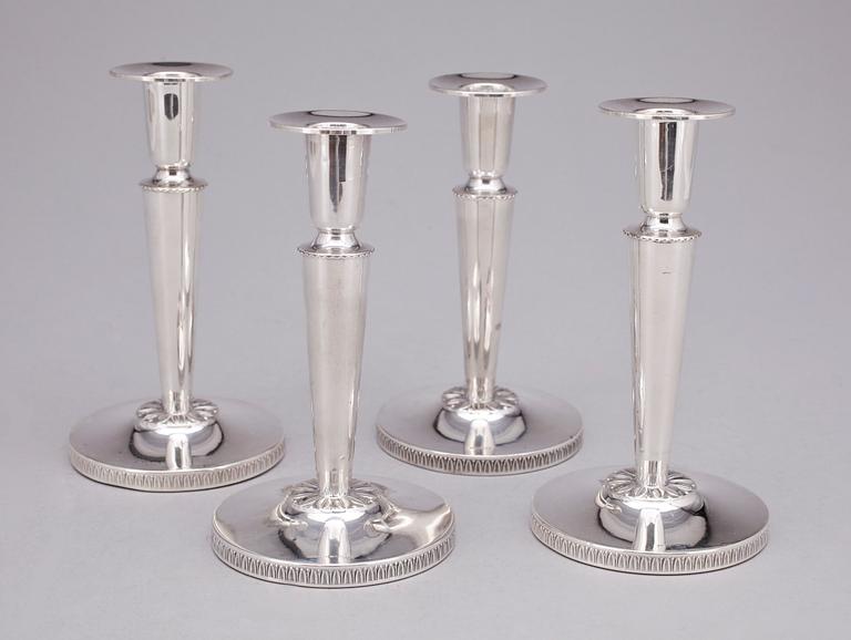 LJUSSTAKAR, 2 par, silver, empirstil, bl a Ceson Guldvaru AB, Göteborg, 1900-tal.