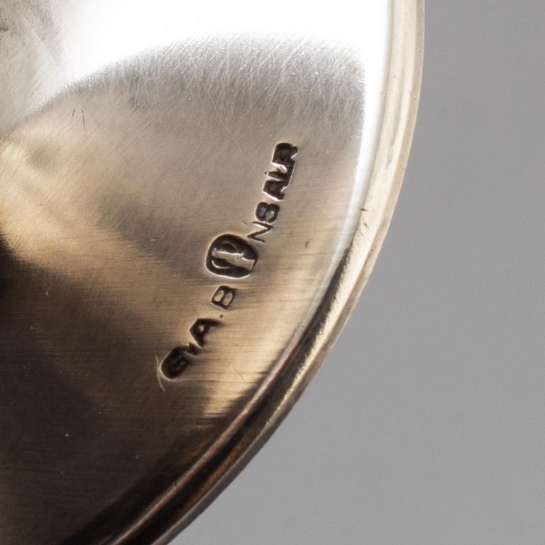 FOLKE ARSTRÖM, a silver plated cocktail shaker and eight glasses from GAB.