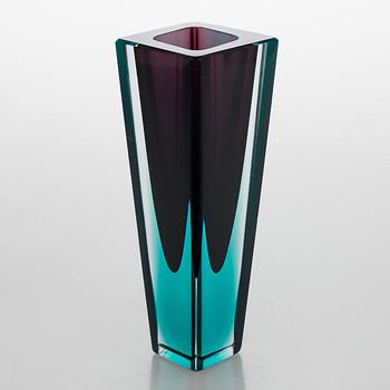 Kaj Franck, a 'Prisma' vase, signed K. Franck, Nuutajärvi Notsjö -59.