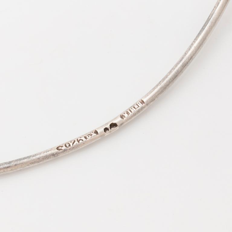 A Bengt Hallberg silver necklace.