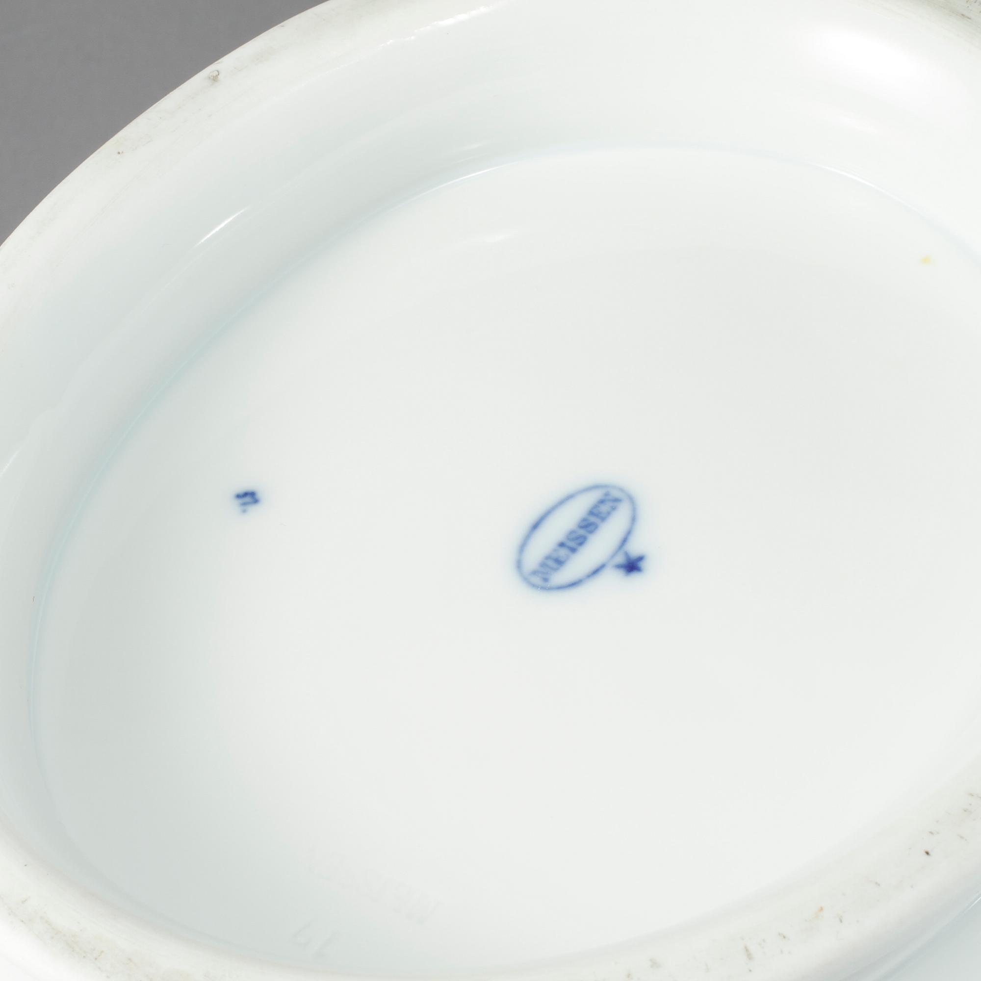 TALLRIKAR, 6 st samt TERRIN, porslin, Meissen-liknande märke, 1900-tal.