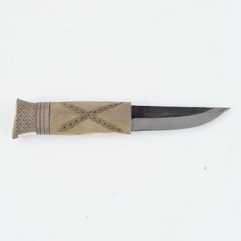 Per-Erik Nilsson, a reindeer hornknife, signed.
