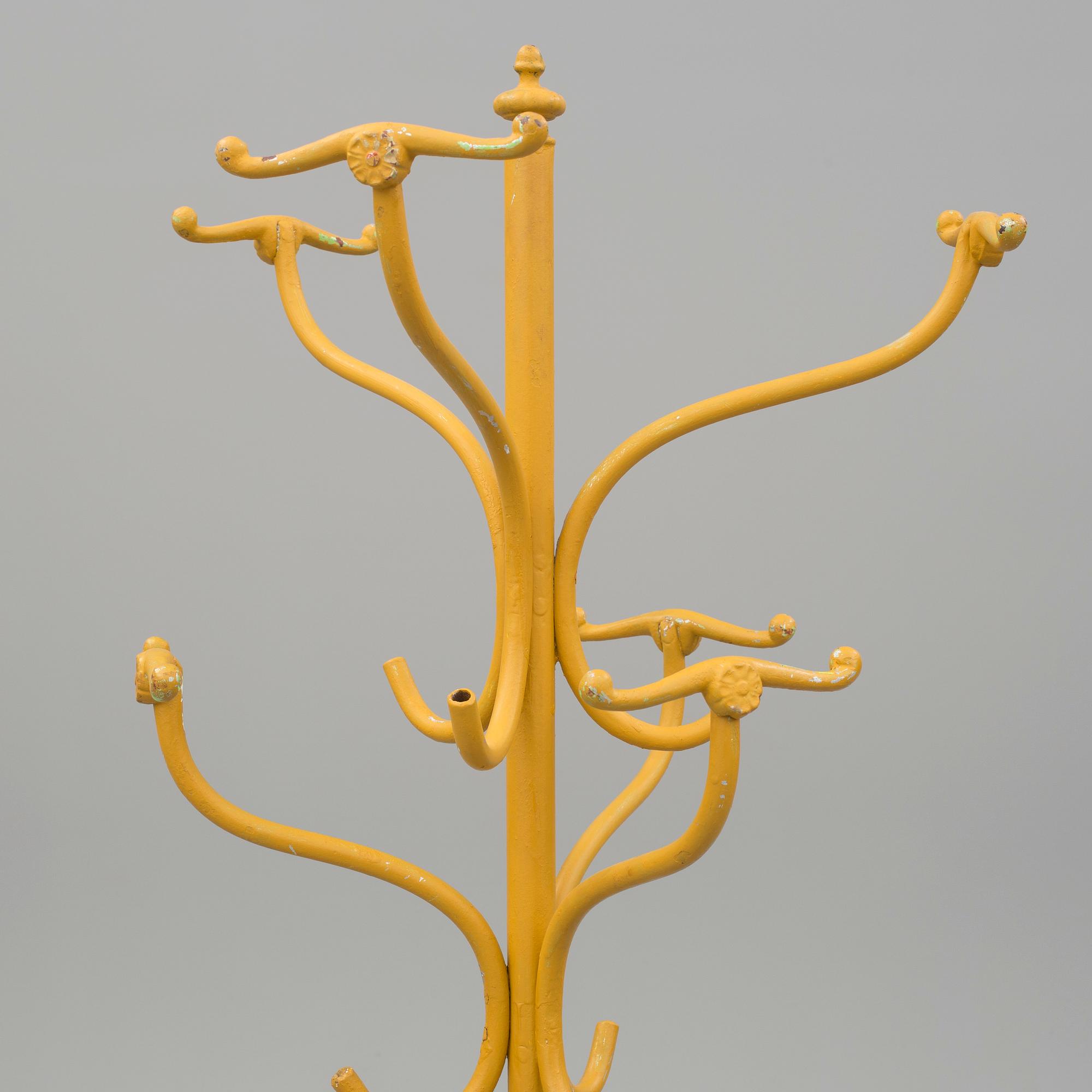 TAMBURMAJOR/KLÄDHÄNGARE, gjutjärn, 1800-talets slut.