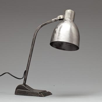 BORDSLAMPA och VÄGGLAMPA, industri, modern tillverkning.