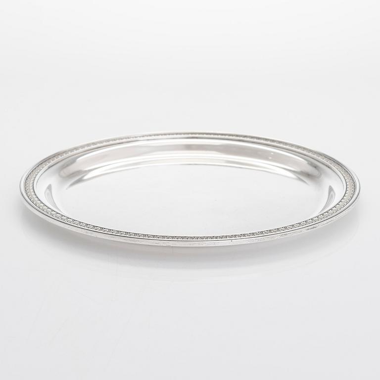 Fabergé, bricka, silver, Alexander Wäkevä, S:t Petersburg 1899 - 1908. Hovleverantörsstämpel, inventarienummer 14025.