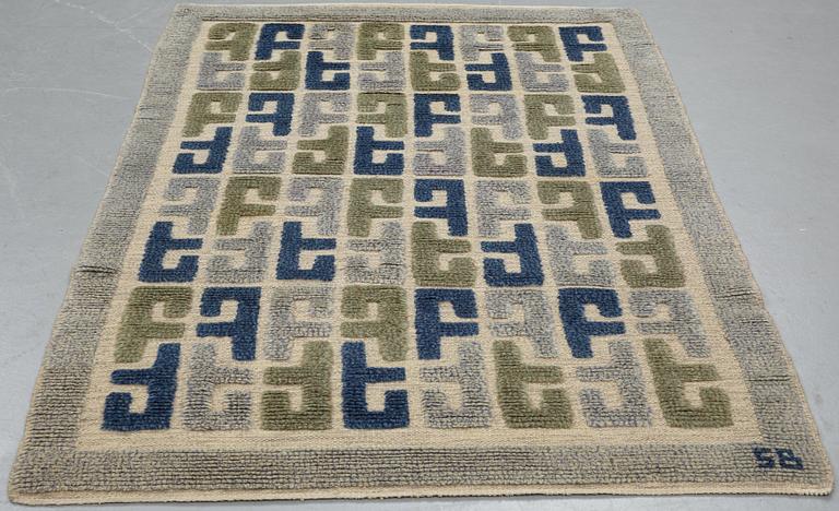 Sigvard Bernadotte, matta, reliefflossa, ca 179-181,5 x 116,5-119,5 cm, signerad SB.