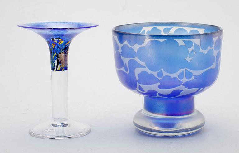SKÅL PÅ FOT samt VAS, glas, Bertil Vallien, Kosta.