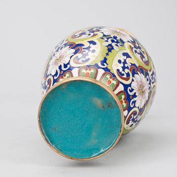 VAS, cloisonné, Kina, 1900-tal.