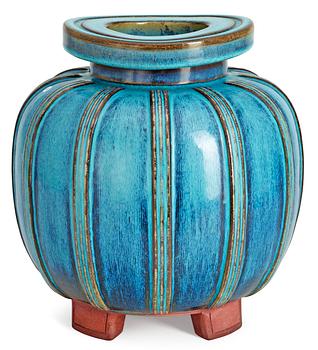 A Wilhelm Kåge 'Farsta' stoneware jar, Gustavsberg studio 1957.
