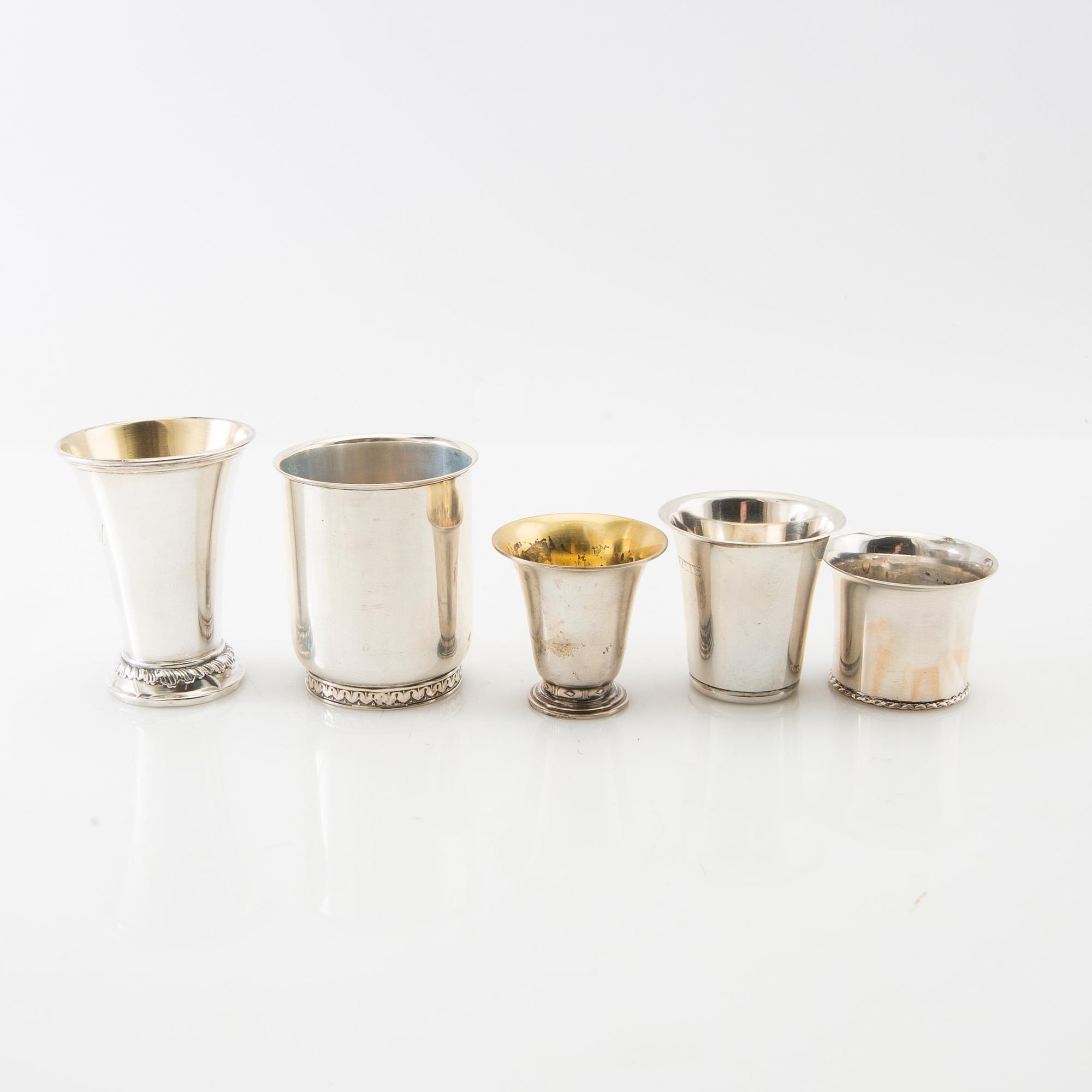 En samling bägare 16 st silver 1900-tal.