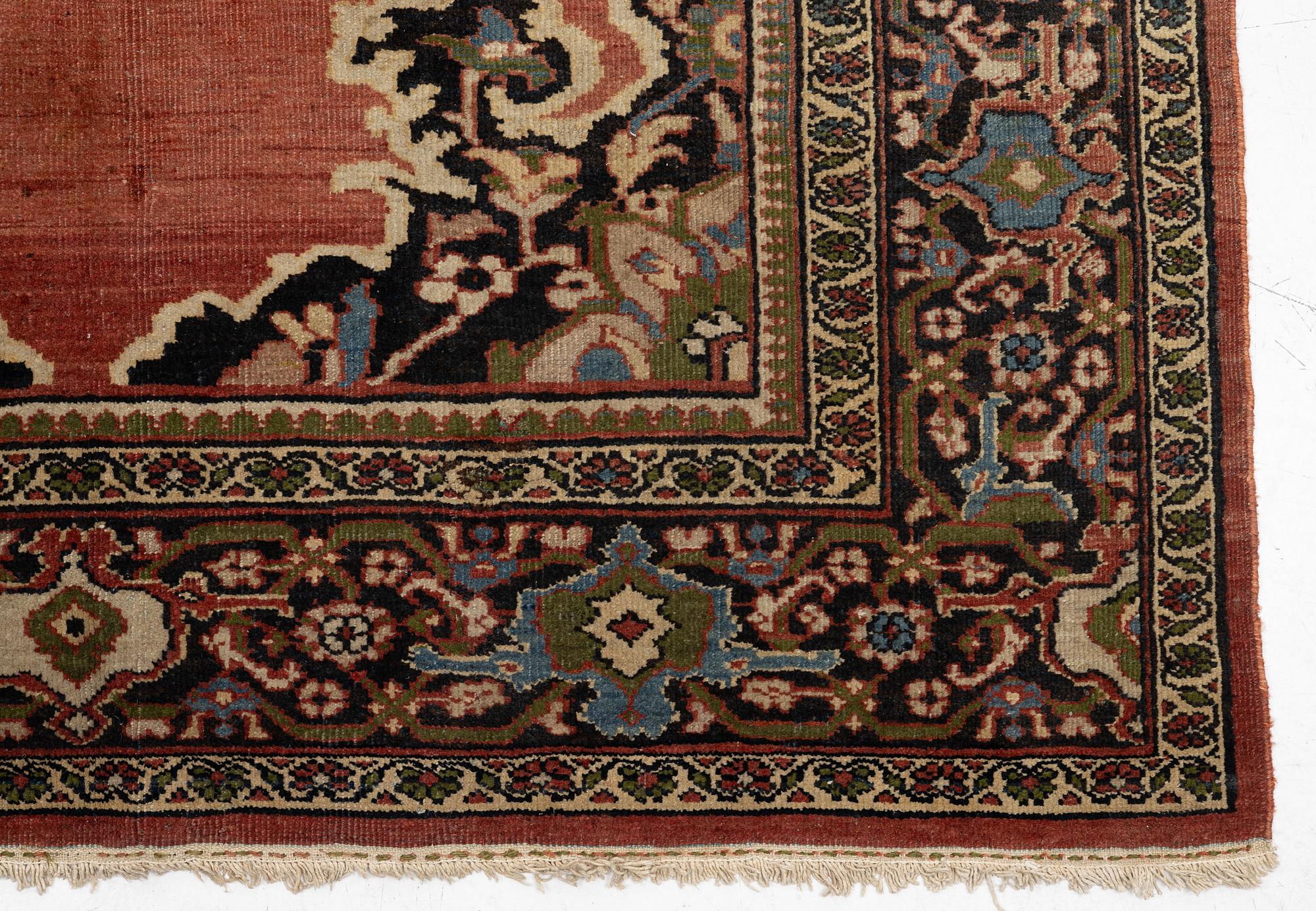 Gallerimatta, antik Mahal, Västra Persien, ca 467 x 170 cm.