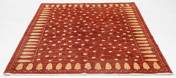 Rug, Oriental, approx. 233 x 173 cm.