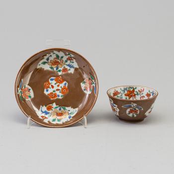 KOPP med FAT, kompaniporslin. Qingdynastin, Qianlong (1736-95).