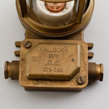VÄGGLAMPA, mässing, Hallborn, 1900-talets första hälft.