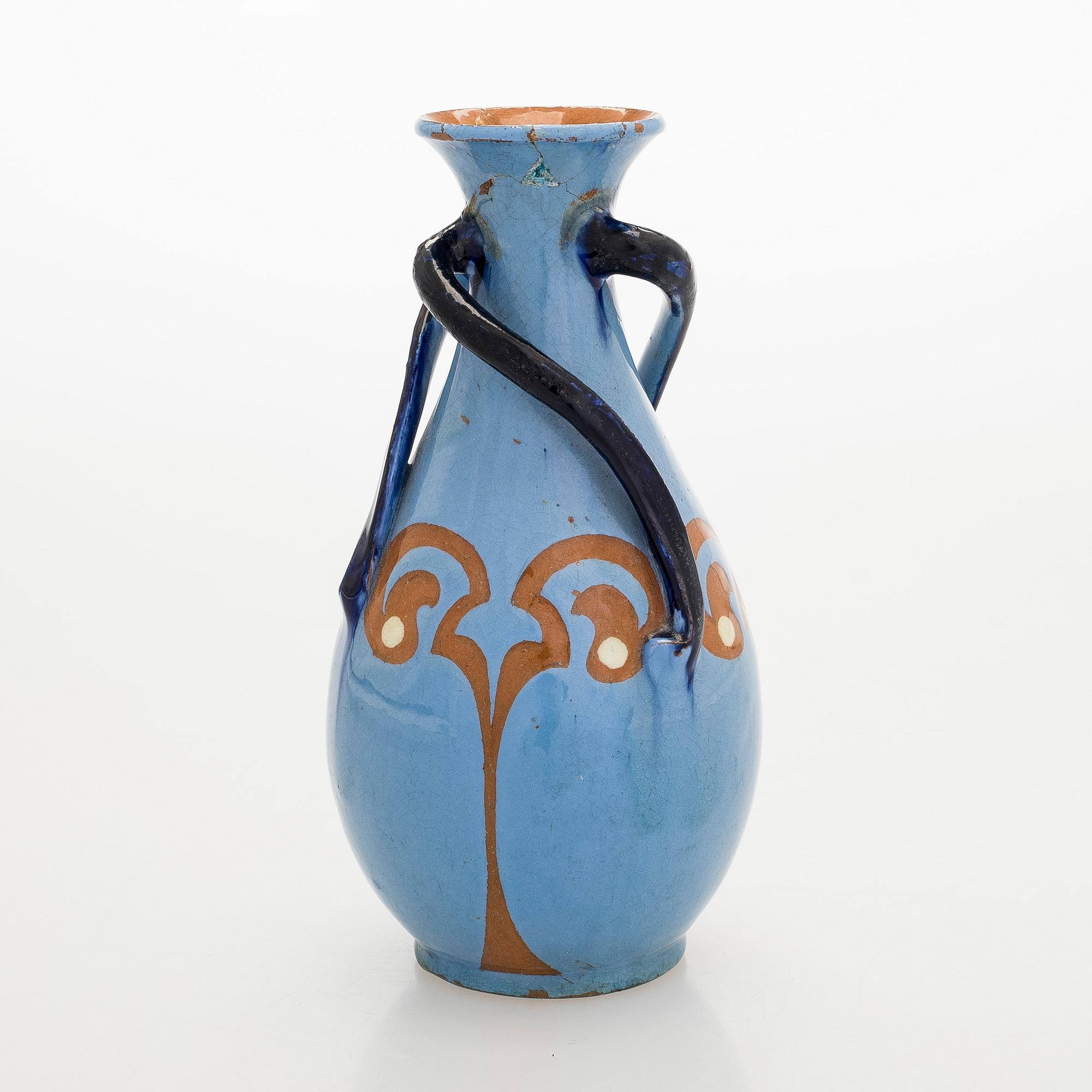 Alfred William Finch, maljakko, keramiikkaa, Iris noin 1900.