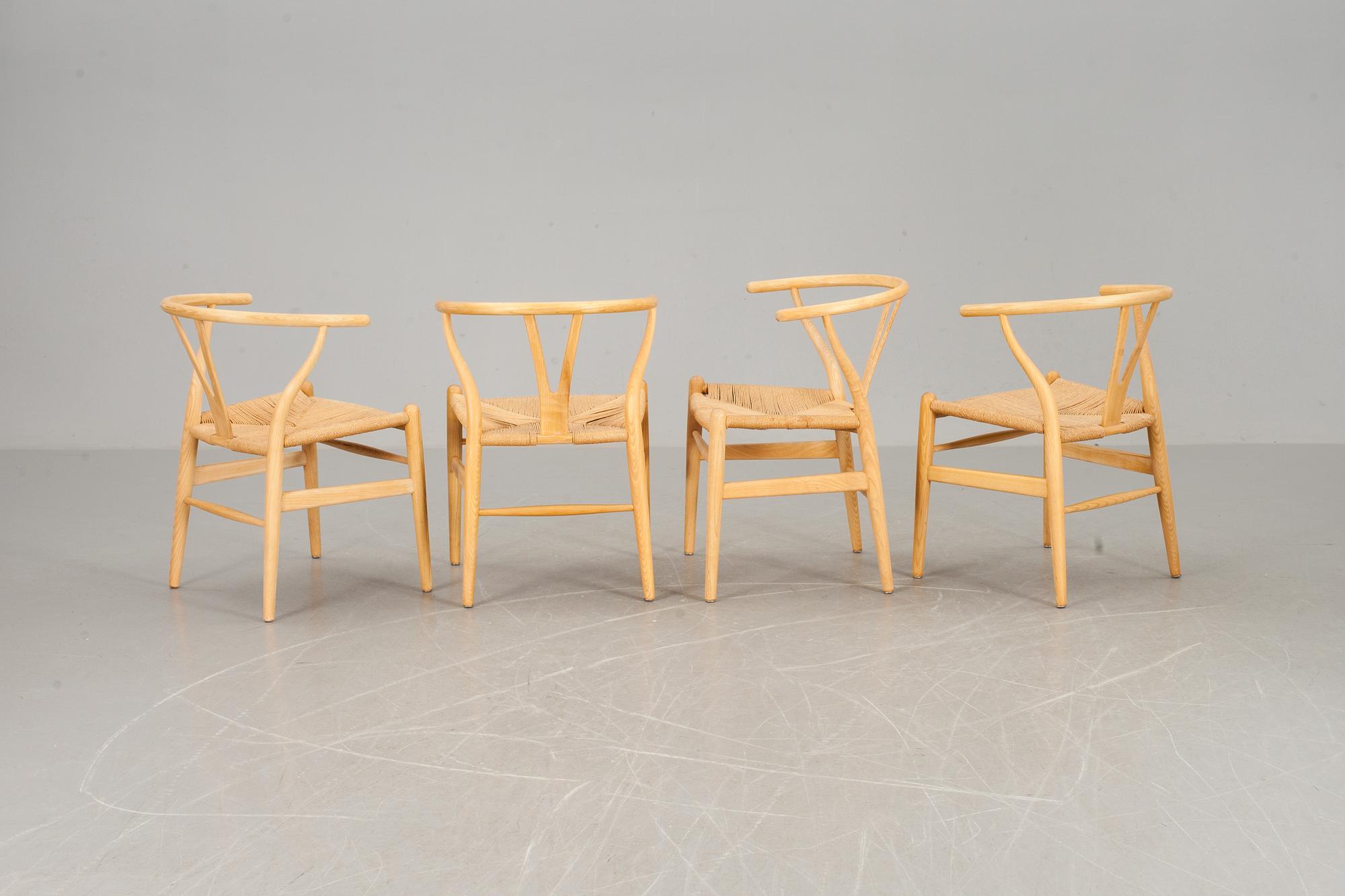 KARMSTOLAR, 4 st, Hans J Wegner, "Y-stolen", Carl Hansen & Søn, Danmark. 1900-talets andra hälft.