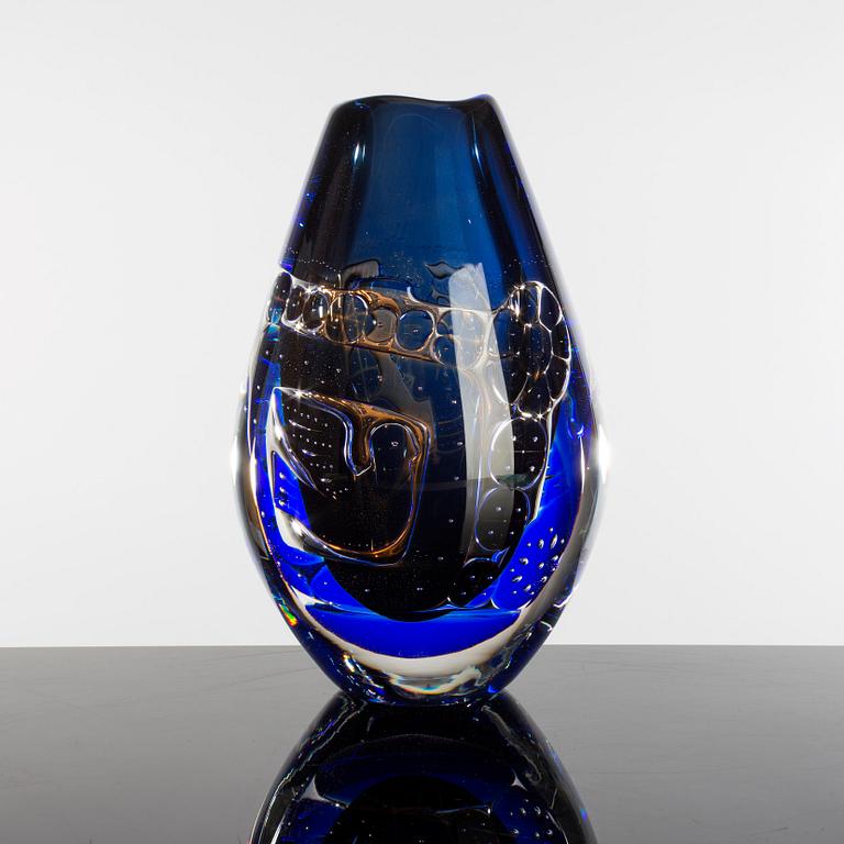 EDVIN ÖHRSTRÖM, vase, glass, ariel, signed, Orrefors, 1987.