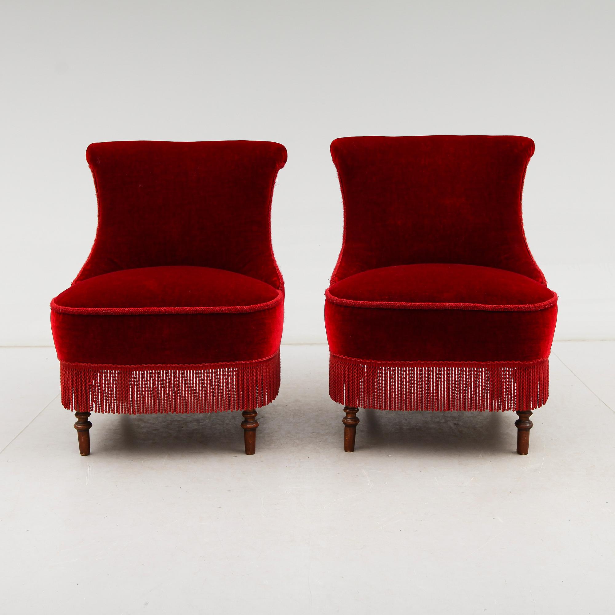 FÅTÖLJER, 1 par, omkring år 1900.