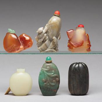 A group of six Chinese snuff bottles, 20th Century.