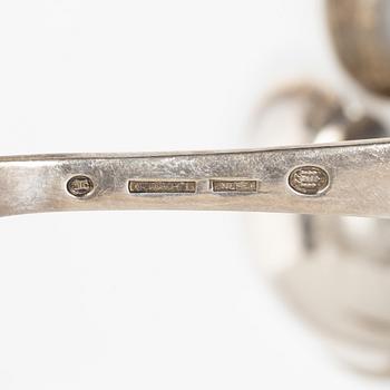 Serveringsbestick och skrammelskedar, 10 st, silver, 1800-1900-tal.