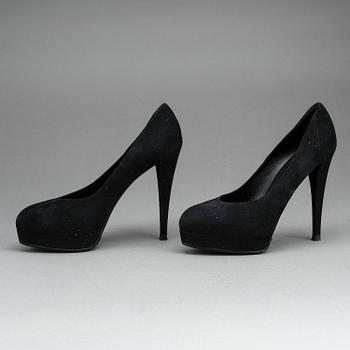 PUMPS, ett par, Yves saint Laurent.