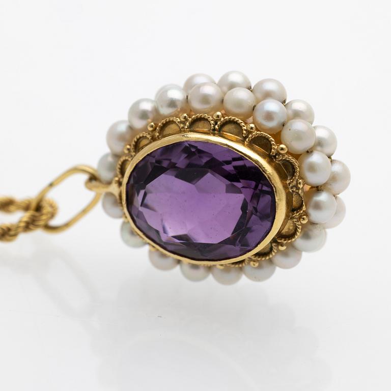 Collier, 18k, hänge med ametist och pärlor, Italien.